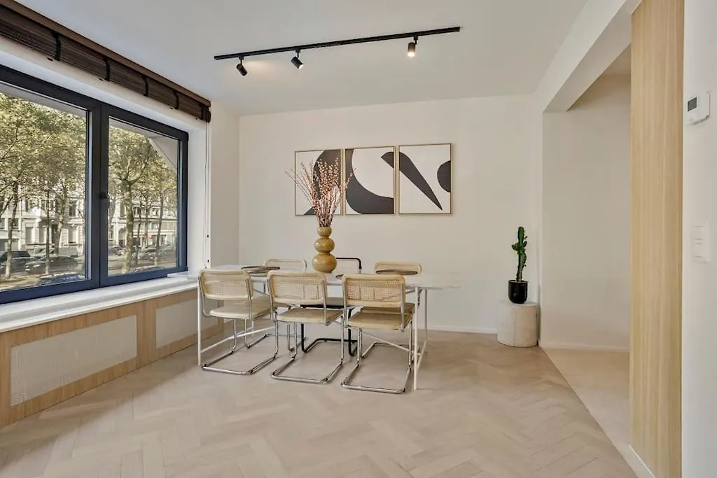 Deluxe 2-Br Apartment In Antwerp 0*,  Belgium